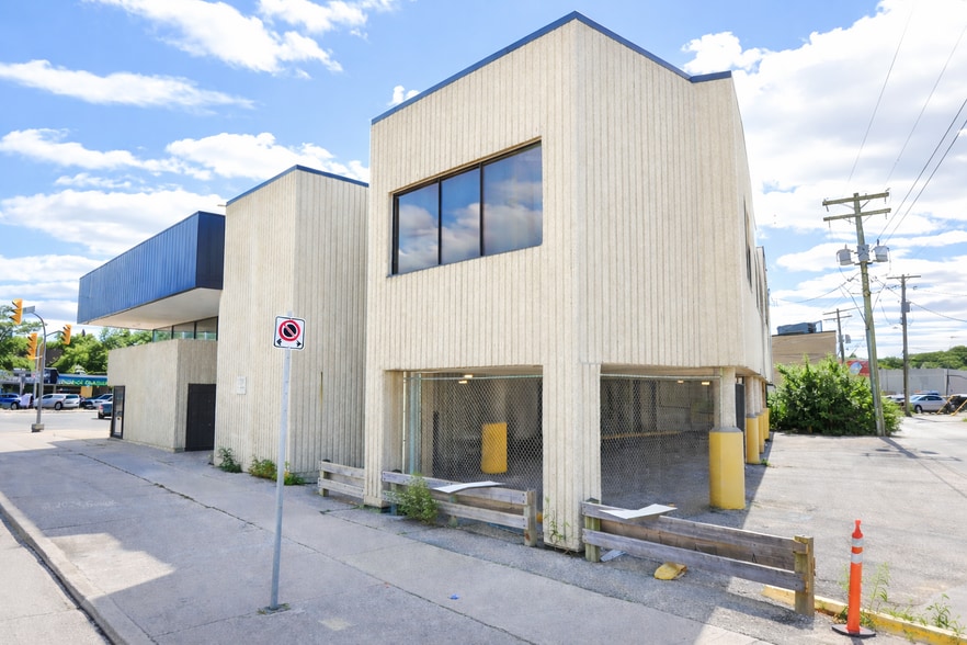 885 Portage Av, Winnipeg, MB for sale - Building Photo - Image 3 of 7