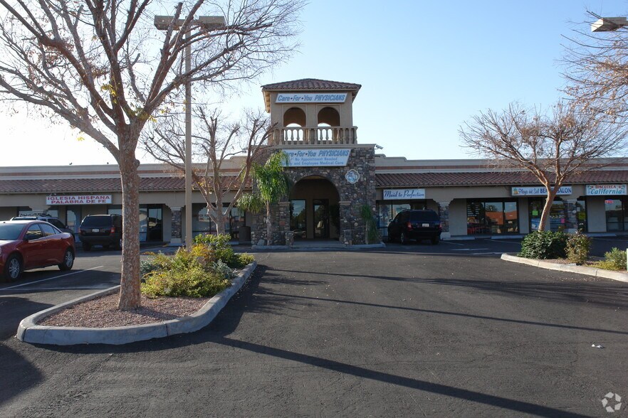 835 E Southern Ave, Mesa, AZ à louer - Photo du bâtiment - Image 2 de 3