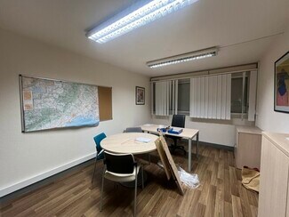 Plus de détails pour Bureau à vendre