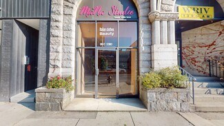 Plus de détails pour 42 W Main St, Riverhead, NY - Bureau/Commerce de détail à louer