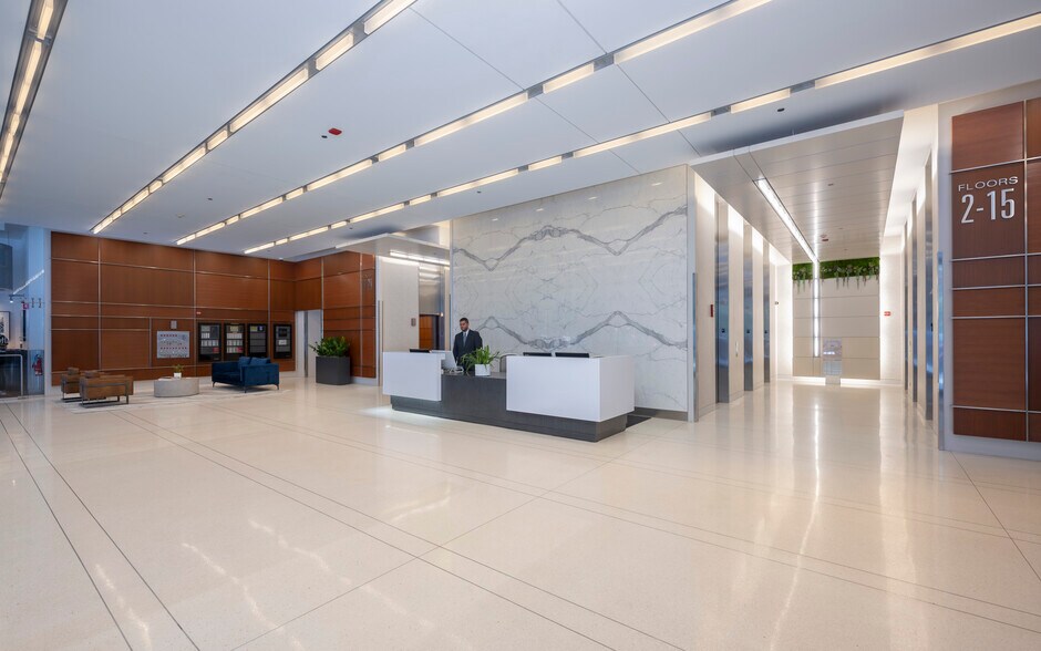 230 W Monroe St, Chicago, IL à louer - Photo du bâtiment - Image 3 de 13
