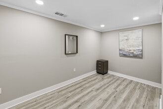 4651 Roswell Rd NE, Atlanta, GA for lease Interior Photo- Image 2 of 4
