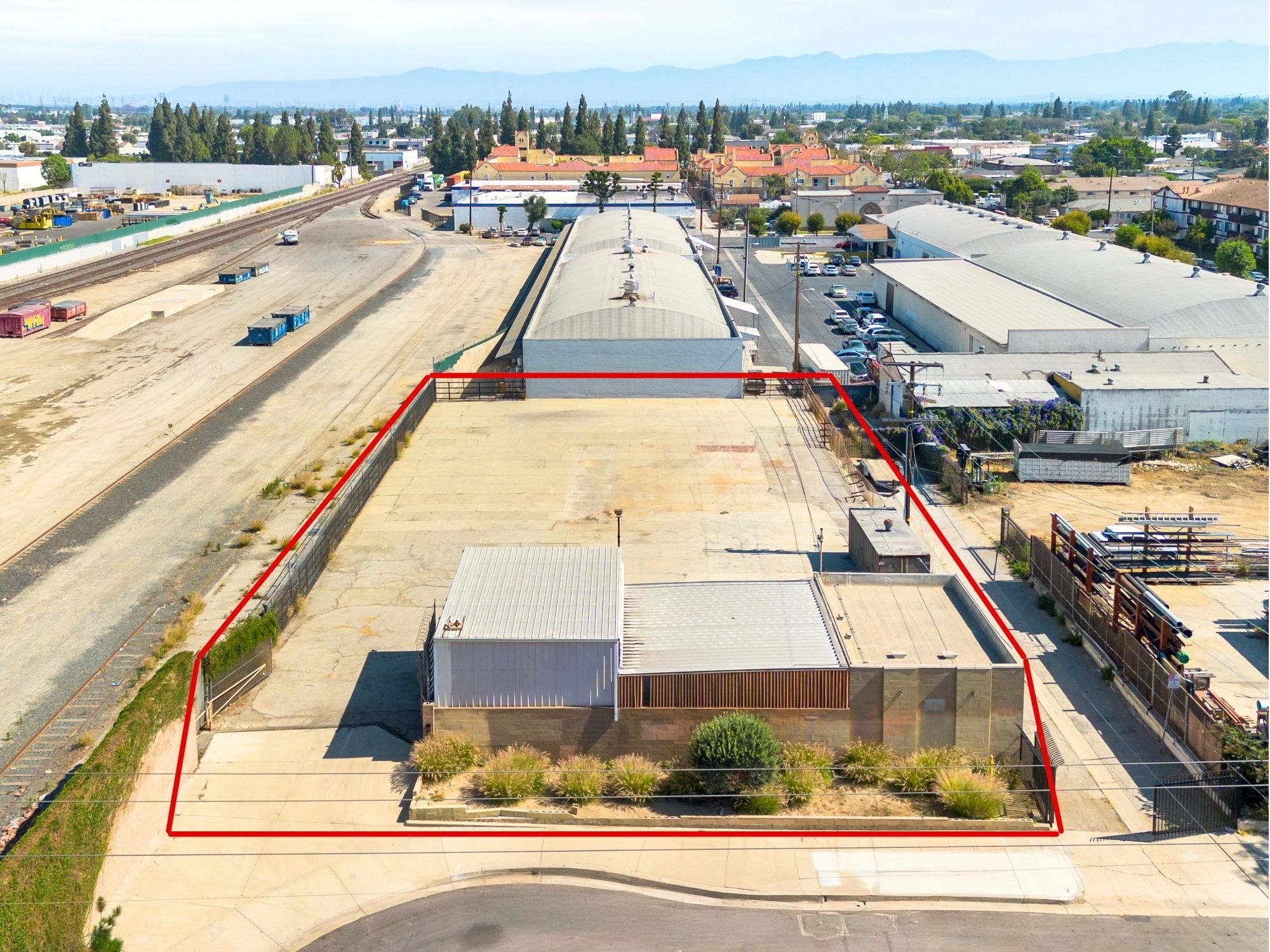 7757 Jackson St, Paramount, CA à vendre Photo du bâtiment- Image 1 de 1