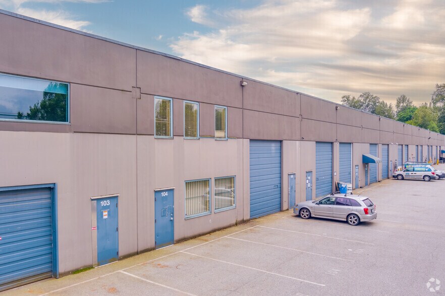 1515 Broadway St, Port Coquitlam, BC à vendre - Photo du bâtiment - Image 3 de 4