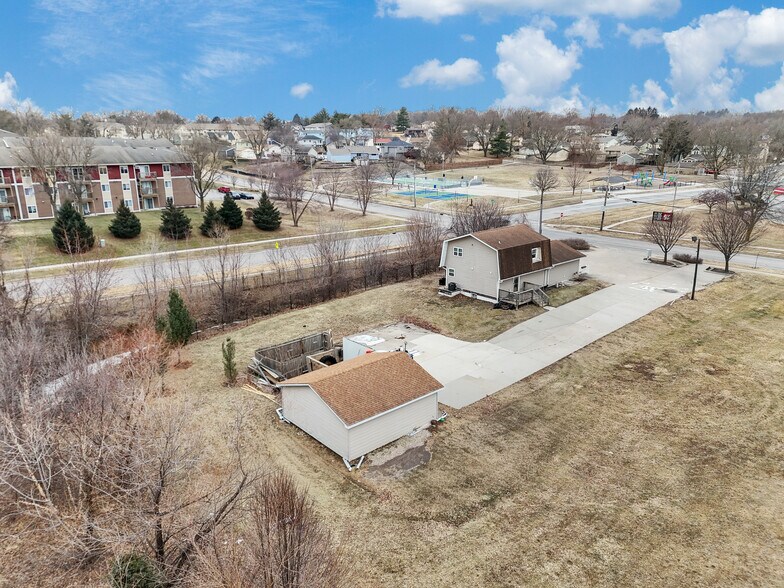 3161 SE 22nd St, Des Moines, IA à vendre - Photo du bâtiment - Image 3 de 11