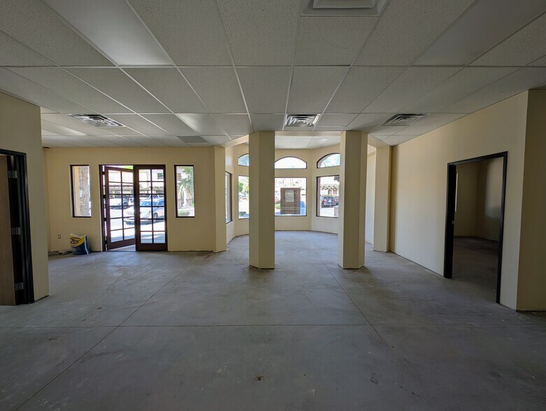 71780 San Jacinto Dr, Rancho Mirage, CA à vendre - Photo du bâtiment - Image 3 de 10