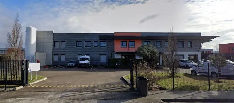 Flex in Saint-Priest for lease Building Photo- Image 1 of 4