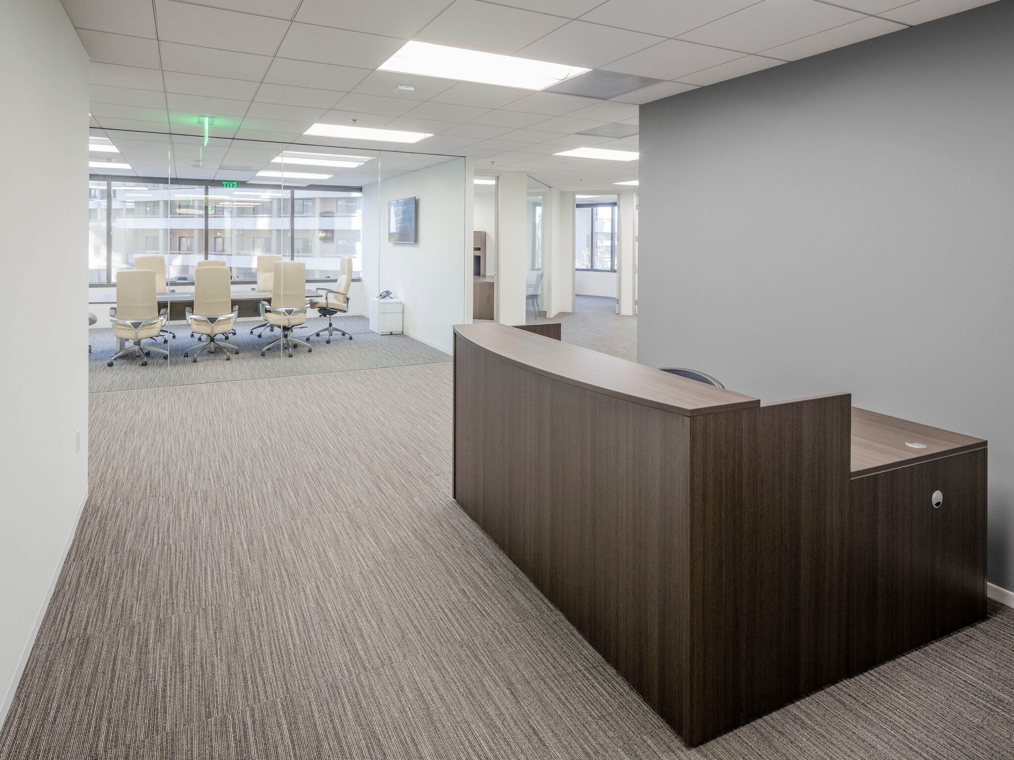 4270 Executive Sq, La Jolla, CA for lease Interior Photo- Image 1 of 13
