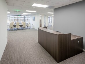 4270 Executive Sq, La Jolla, CA for lease Interior Photo- Image 1 of 13