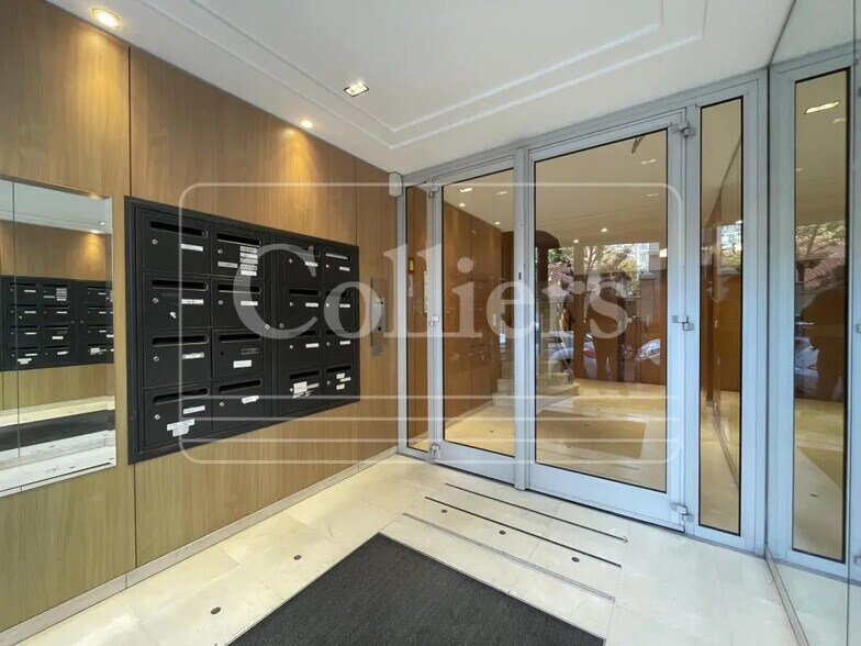 33 Rue Raffet, Paris à louer - Photo intérieure - Image 2 de 6