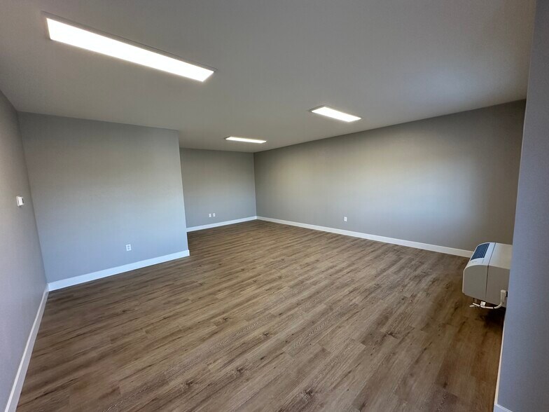 11215 Washington St, Northglenn, CO à vendre - Photo du bâtiment - Image 2 de 7