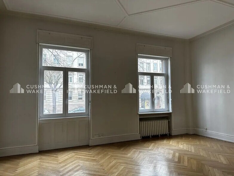 Office in Strasbourg for lease - Interior Photo - Image 3 of 11