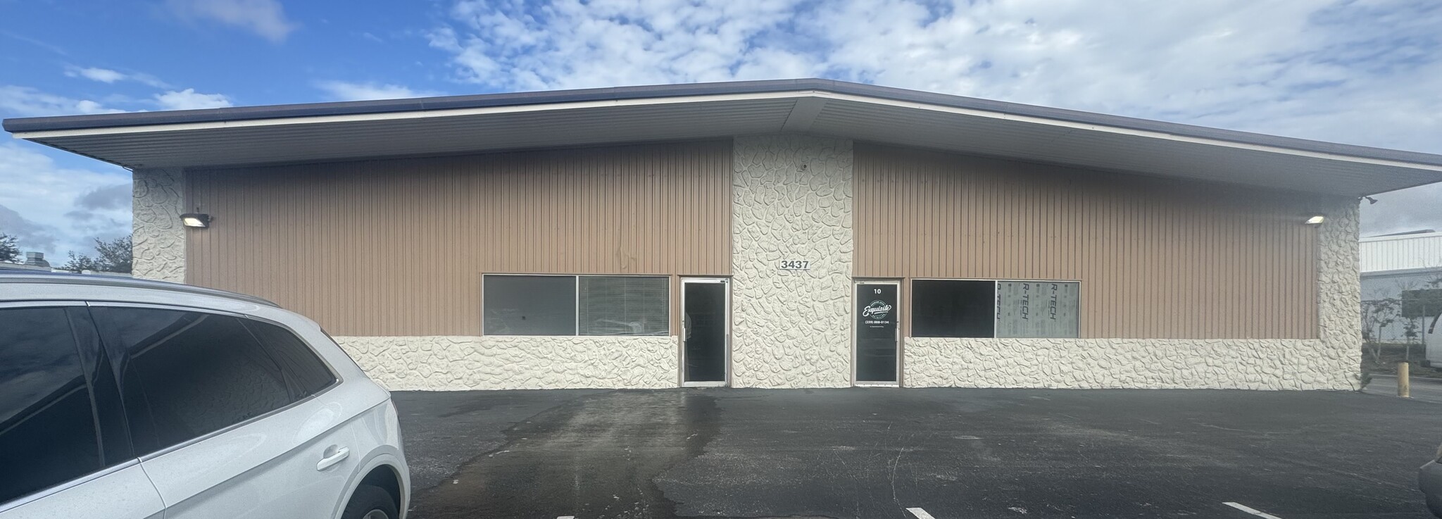 3437 Westview Dr, Naples, FL for lease Building Photo- Image 1 of 2