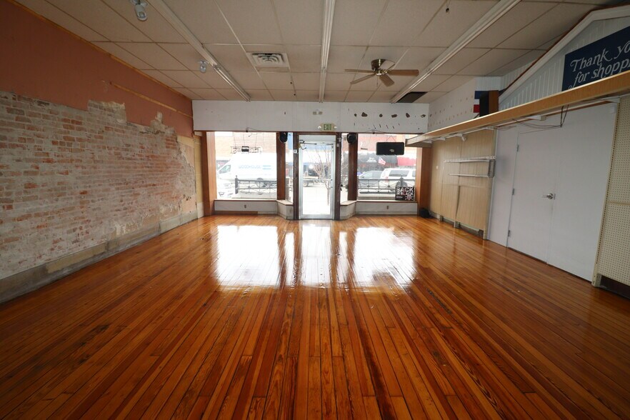 1651 Washington St, Blair, NE à vendre - Photo du bâtiment - Image 3 de 10