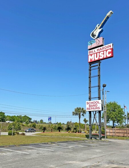 4661 Chambers Rd, Macon-Bibb, GA à vendre - Photo du bâtiment - Image 2 de 11