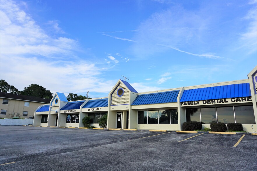38184 Medical Center Ave, Zephyrhills, FL for lease - Building Photo - Image 3 of 8