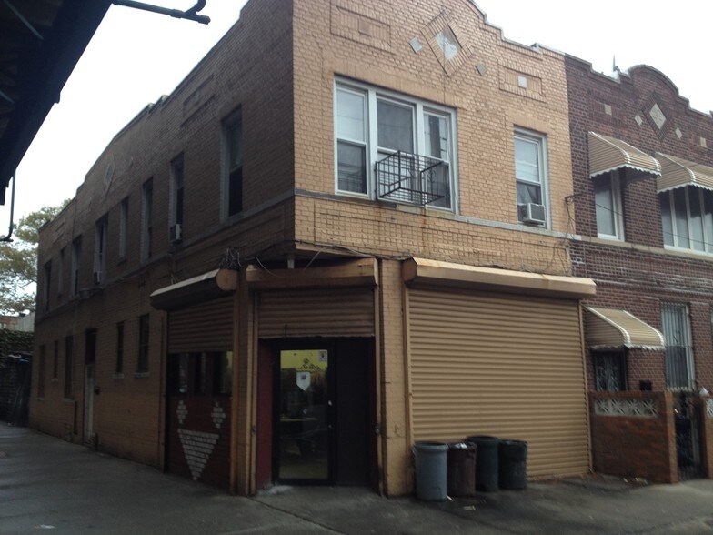 296 Legion St. portefeuille de 2 propriétés à vendre sur LoopNet.ca - Photo principale - Image 1 de 2