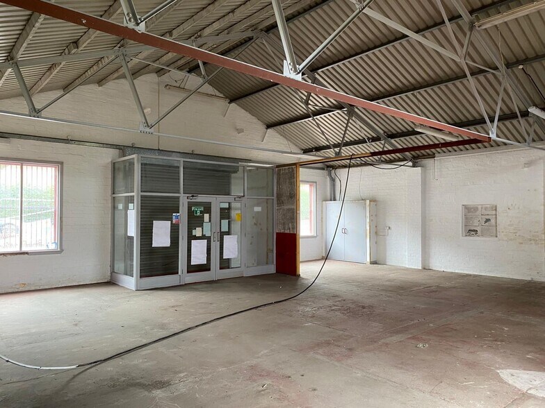 97 Crieff Rd, Perth à louer - Photo du bâtiment - Image 3 de 5
