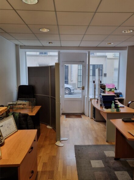 11 Rue Cels, Paris for lease - Building Photo - Image 2 of 8