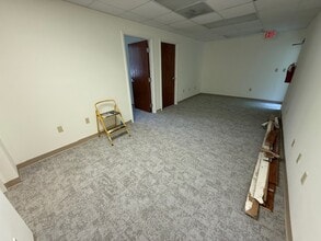 7763 W Glades Rd, Boca Raton, FL for lease Interior Photo- Image 2 of 3