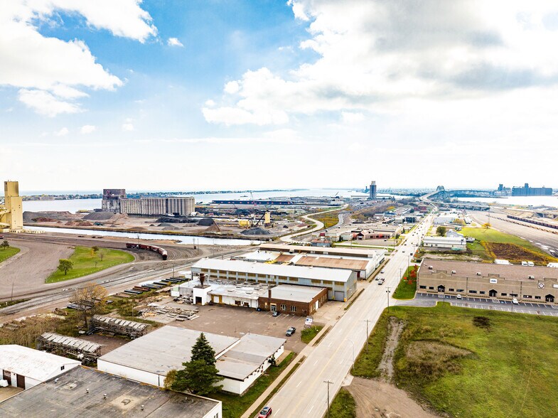 350 Garfield Ave, Duluth, MN à louer - Photo du bâtiment - Image 3 de 78