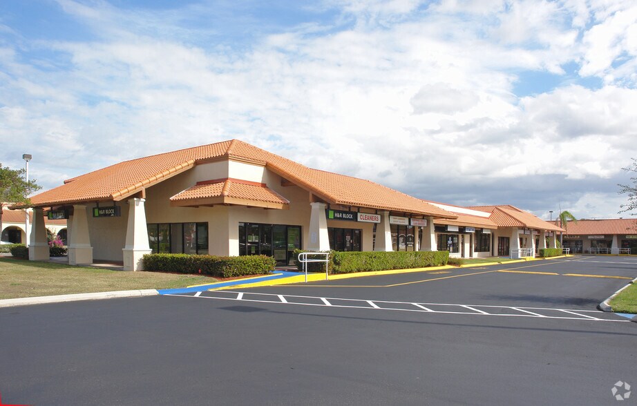22923-23086 Sandalfoot Plaza Dr, Boca Raton, FL à louer - Photo du bâtiment - Image 2 de 6