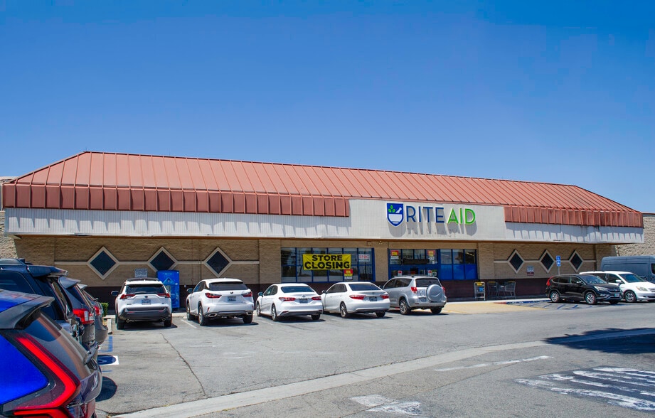 4410 Slauson Ave, Maywood, CA for lease - Building Photo - Image 2 of 4