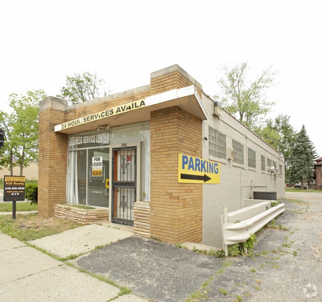 580 W Huron St, Pontiac, MI à vendre - Photo du bâtiment - Image 1 de 3