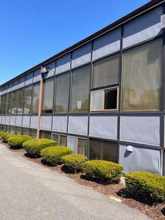 Plus de détails pour 478 Torrey St, Brockton, MA - Bureau à vendre