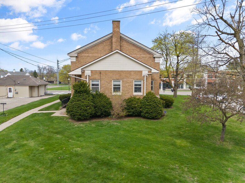 71 S Washington St, Oxford, MI à vendre - Photo du bâtiment - Image 3 de 44