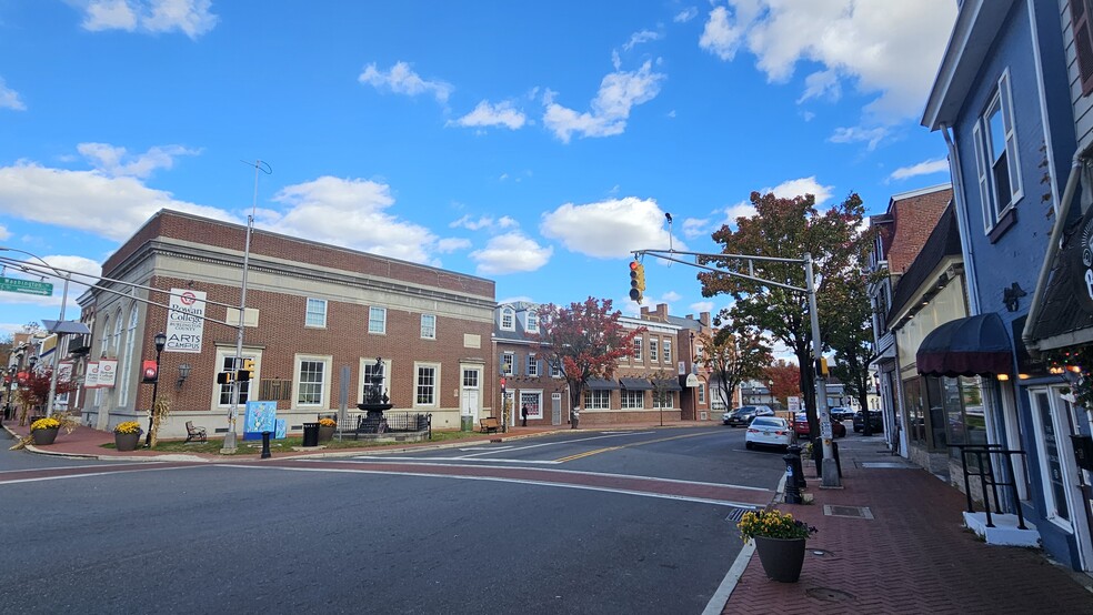 4 Mill St, Mount Holly, NJ à vendre - Photo du bâtiment - Image 2 de 9
