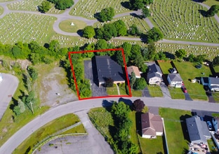 1018 Cadillac St, Syracuse, NY for lease Interior Photo- Image 2 of 12