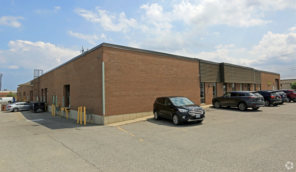 130-144 Martin Ross Ave, Toronto, ON for lease - Building Photo - Image 2 of 3