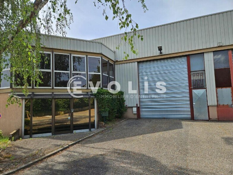 Flex in Palaiseau for lease - Building Photo - Image 1 of 11