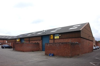 Plus de détails pour Redhills Rd, South Woodham Ferrers - Industriel à louer