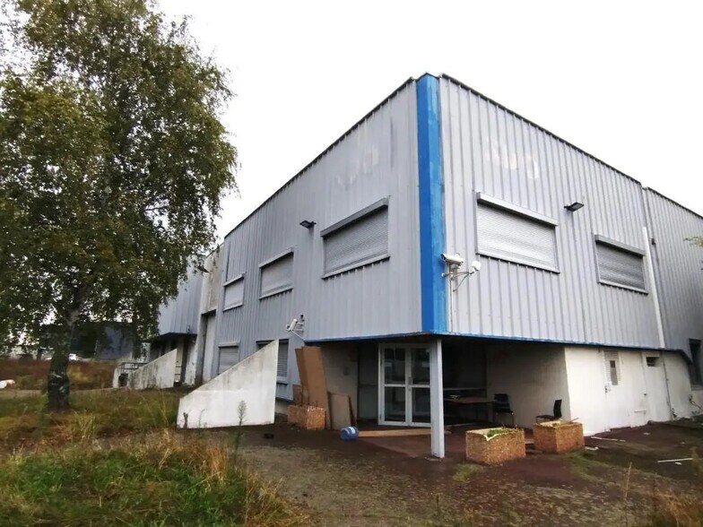 Flex dans Toulouse à louer - Photo du bâtiment - Image 2 de 9