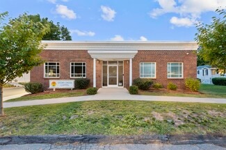 Plus de détails pour 698 Main St, Branford, CT - Bureau à vendre