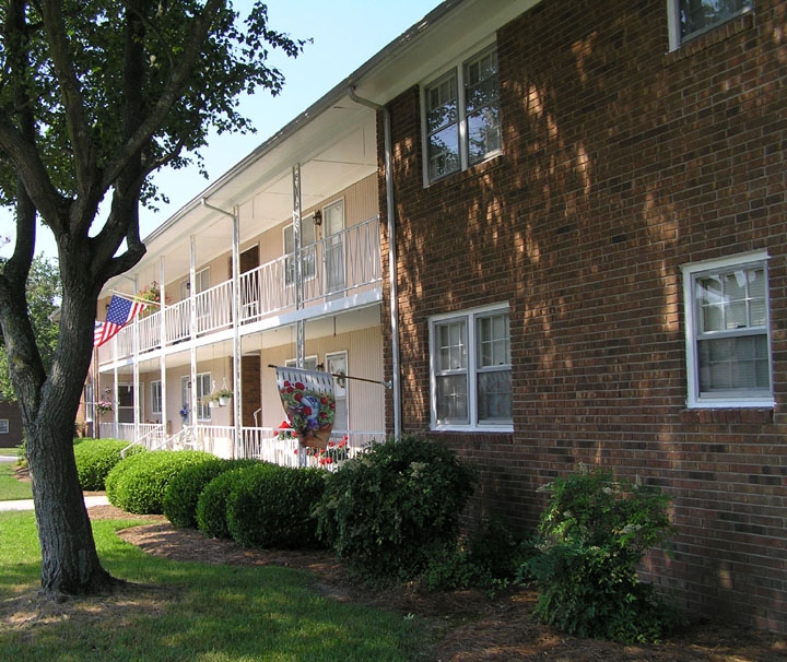 400 Crestview Ave SW, Wilson, NC à vendre Photo principale- Image 1 de 1