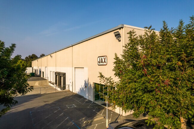 Plus de détails pour 859 F St, West Sacramento, CA - Industriel à louer