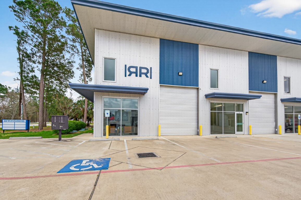 32411 Tamina Rd, Magnolia, TX à louer Photo principale- Image 1 de 23