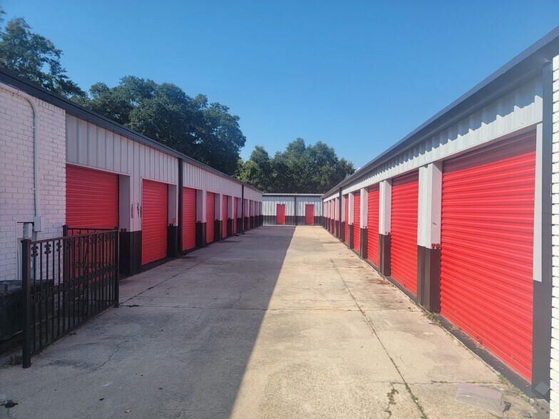 700 W Railroad St, Long Beach, MS à vendre - Photo du bâtiment - Image 3 de 10