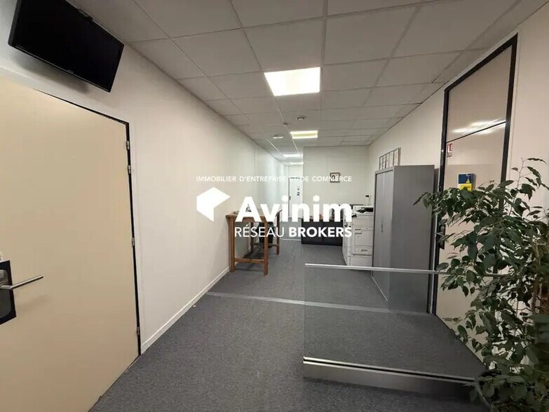 Bureau dans Cergy à louer - Photo intérieure - Image 3 de 4