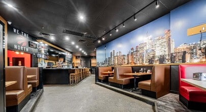 254 Queens Quay W, Toronto, ON à louer Photo intérieure- Image 2 de 6