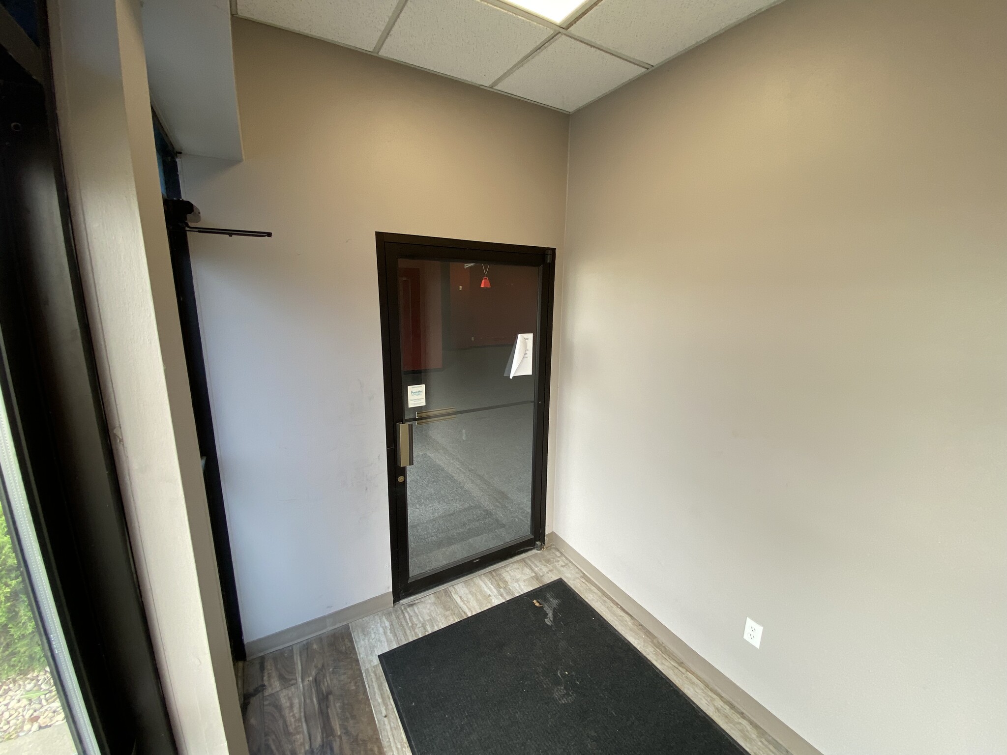 2217 S Stoughton Rd, Madison, WI for lease Interior Photo- Image 1 of 14