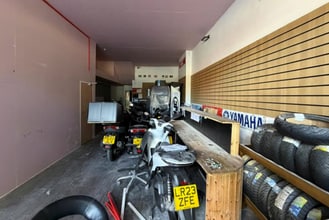 92 Fortune Green Rd, London for lease Interior Photo- Image 2 of 5