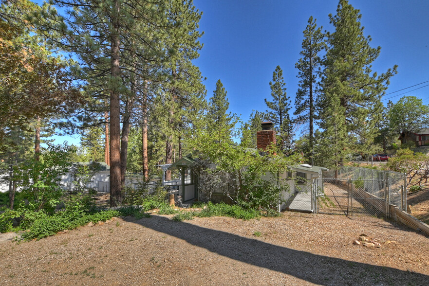 784 Berkley, Big Bear Lake, CA for sale - Primary Photo - Image 1 of 76