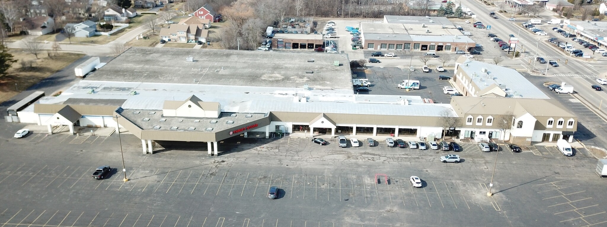 3545-3575 Grand Ave, Gurnee, IL for lease Primary Photo- Image 1 of 12