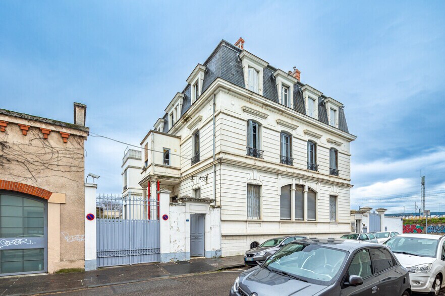 2 Rue De Toulon, Lyon à vendre - Photo du bâtiment - Image 2 de 2