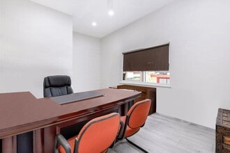 201 Parramatta Road, Five Dock à louer Photo intérieure- Image 1 de 3