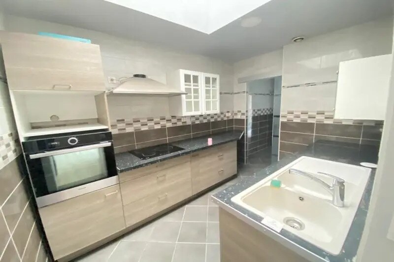 Retail in Lille for sale - Building Photo - Image 3 of 7